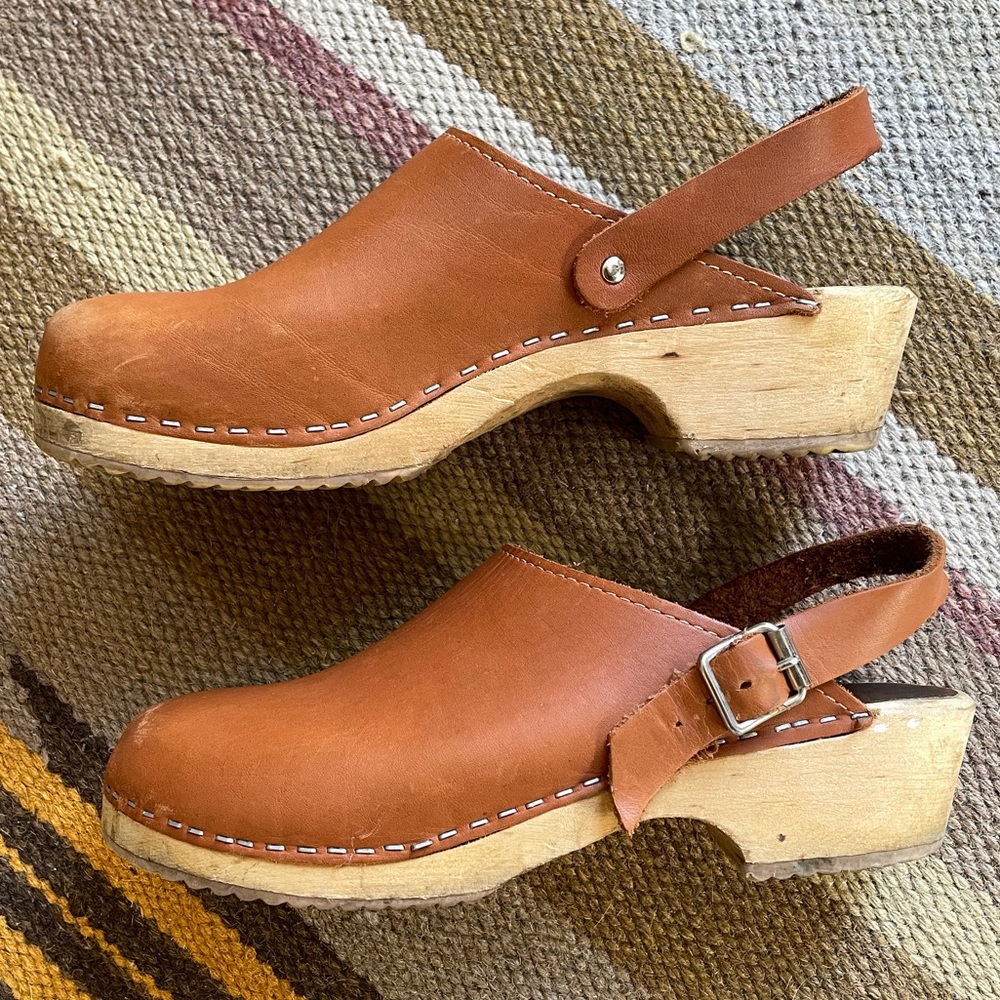 Mia Alma low heel clog 39 leather wooden platform